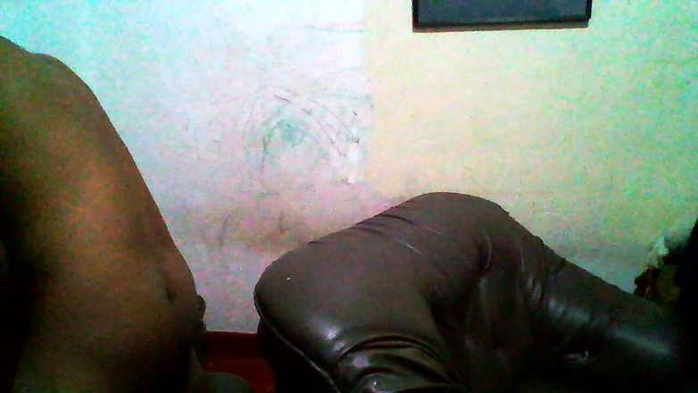 Tina Baby: Сосущая хуй шлюха с пляжа Веллават