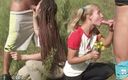 Tight sweet and irrestible sweet teen pussy: Adolescentes follan por todas partes - DVD