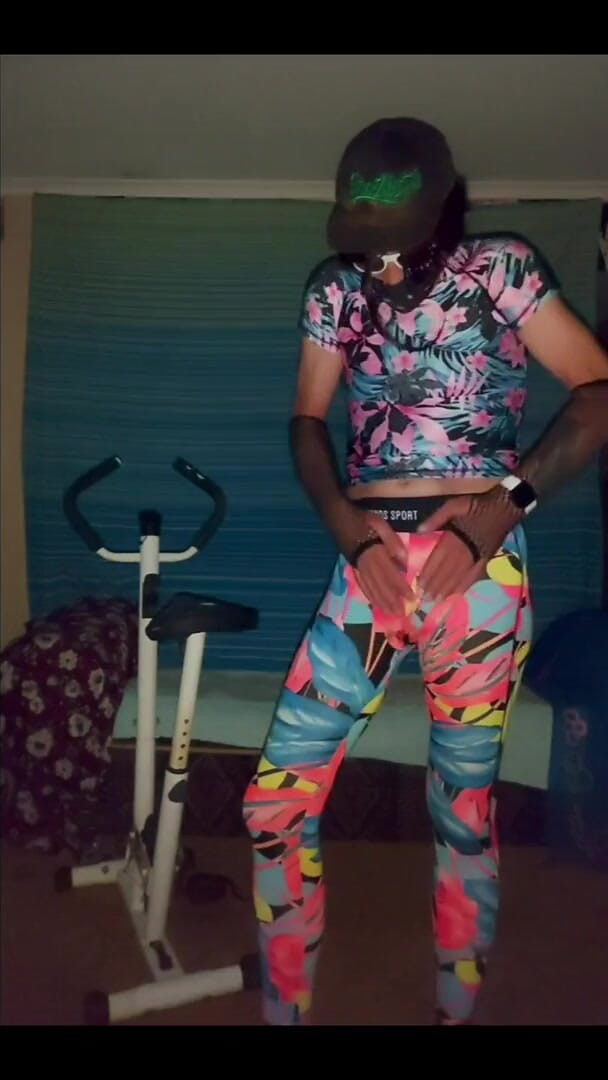 Lizzaali: Lets get physical with ZZ exercise bike dildo ride