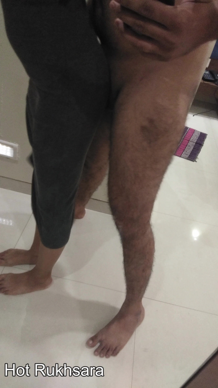 hot_rukhsara: bos aur sekretri. boodha javaan. bos ne yuva sekretri ko...