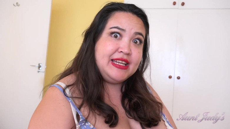 Aunt Judy's: Auntjudys - Tu Gordita Asiática MILF Casera Mimi Te Pilla Robando...