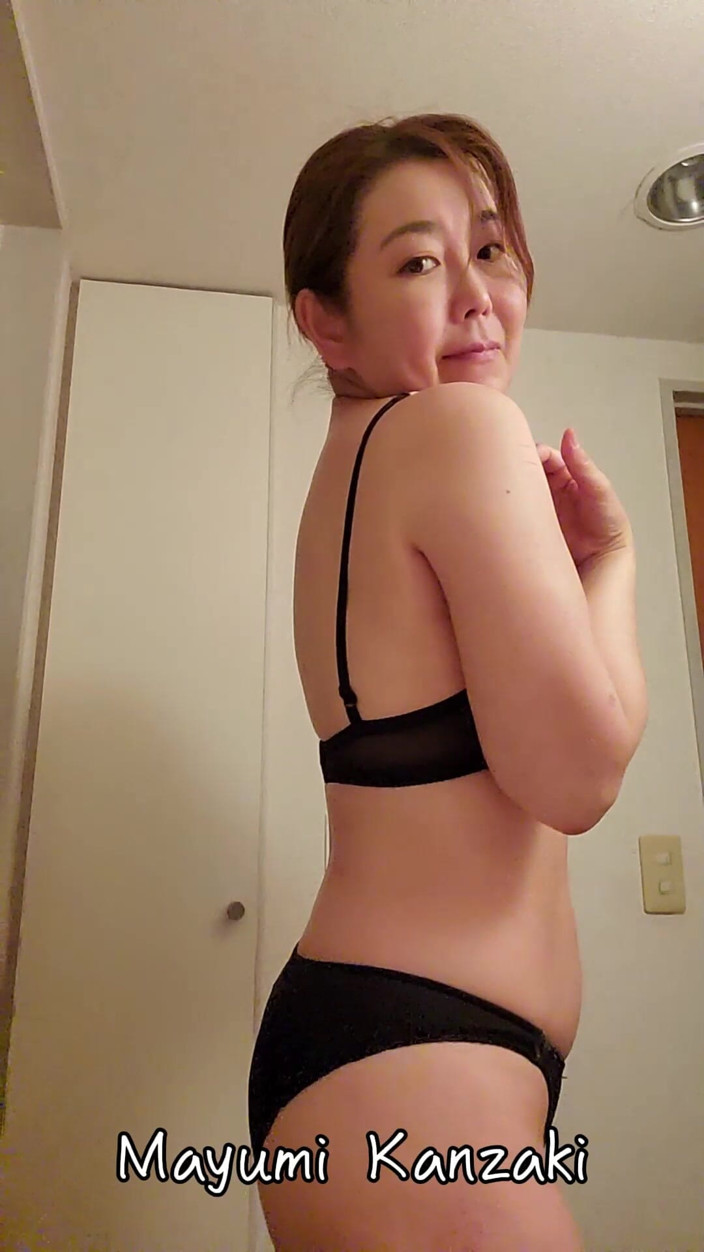 Mayumi Kanzaki: ชีวิตประจําวันของผู้หญิงญี่ปุ่นที่มีอายุมาก