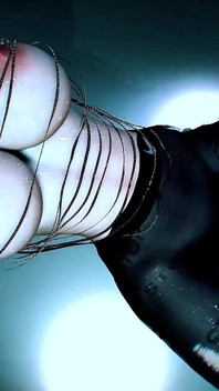 Modella di dea tettona di cyberspace - animazione 3D hentai