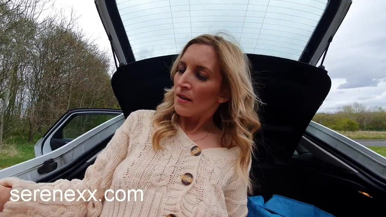 Serenexx: ¡Solo me corro y me atrapa el tipo de seguridad! -...