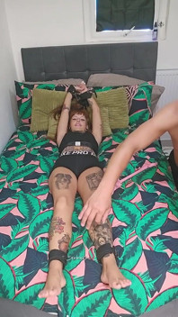 Cosquillas intensas traviesas