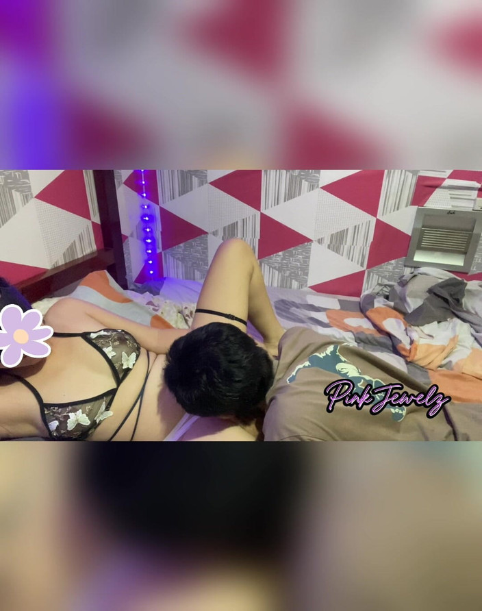 Pink Jewelz: Il mio fratellastro viene nella mia stanza - il mio fratellastro...