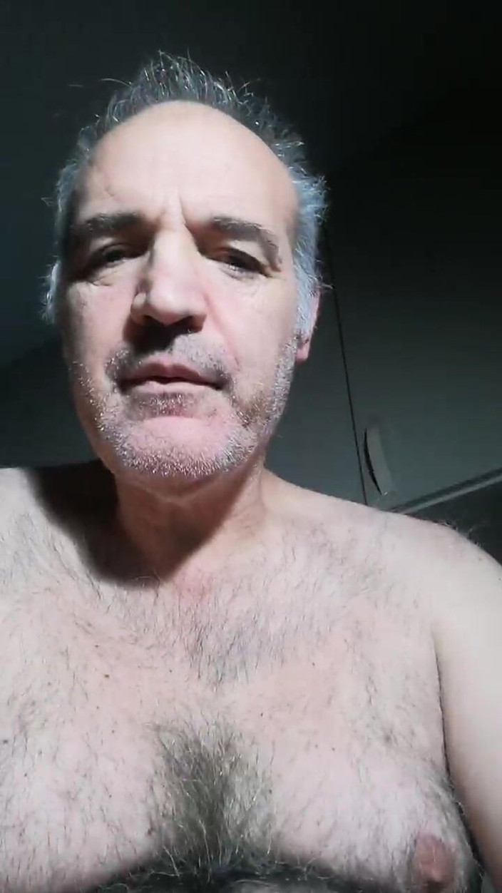 Setesesso7: En snabb med cumshot har precis stigit upp från den...