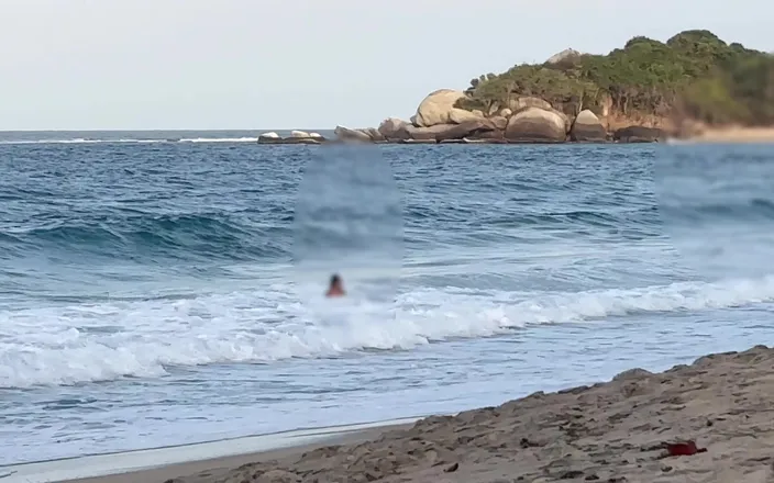 cxlila: Stranger Fucks Me on a Nude Beach After I Blow...