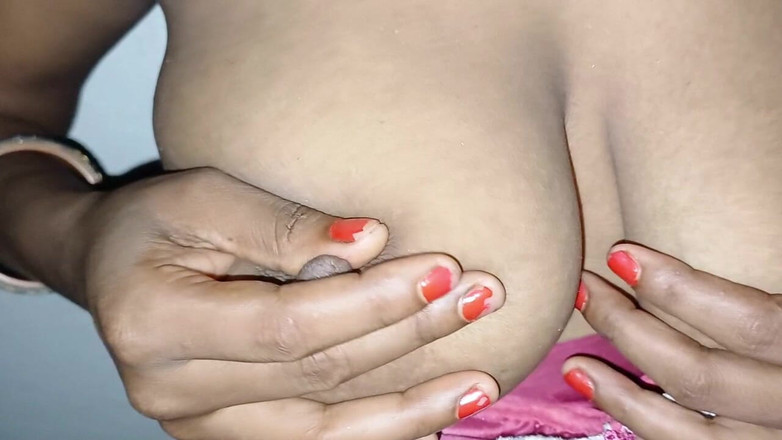 Kaitrina: Indiana cunhada vê seu marido sendo fodido pelo namorado
