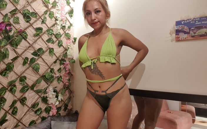 AgataDelphine: You Like My New Thong.