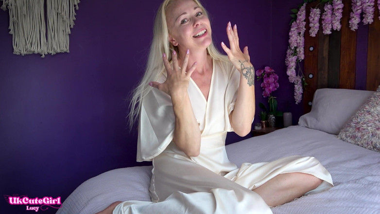 UKCuteGirl Lucy Lauren: Girlfriend's Edging Body Tour - Learn How to Please Me