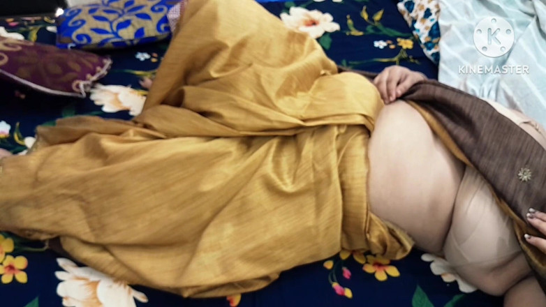 Salmaan001: Masi, sexy et sexy, veut se faire baiser en hindi