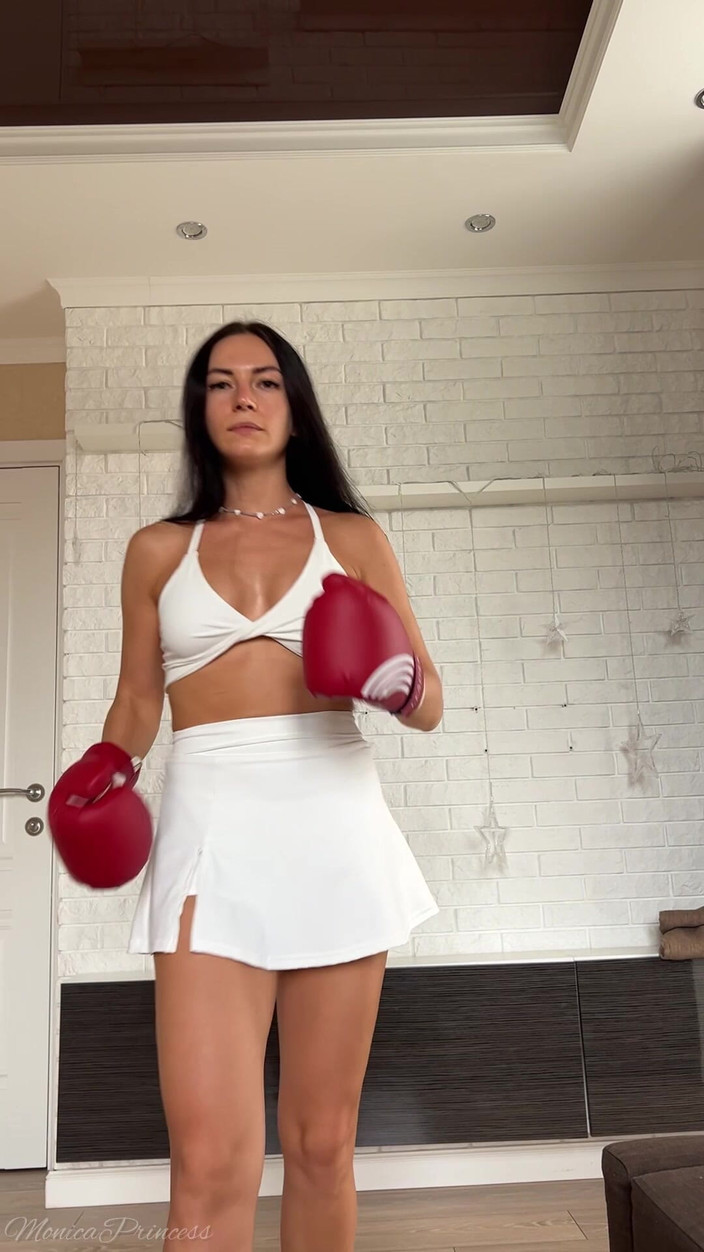 Princess Monica: Ti battendo pov boxe