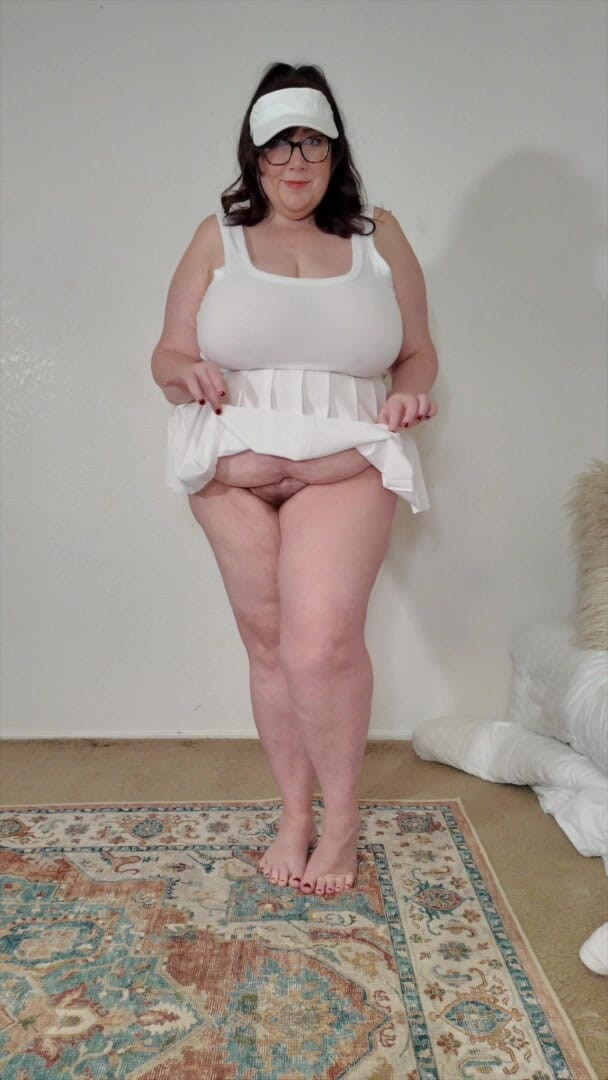 cutejayne: Busty BBW Tennis MILF