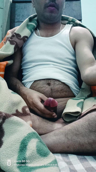 Rajasthani-old-lover: Desi masturbuje