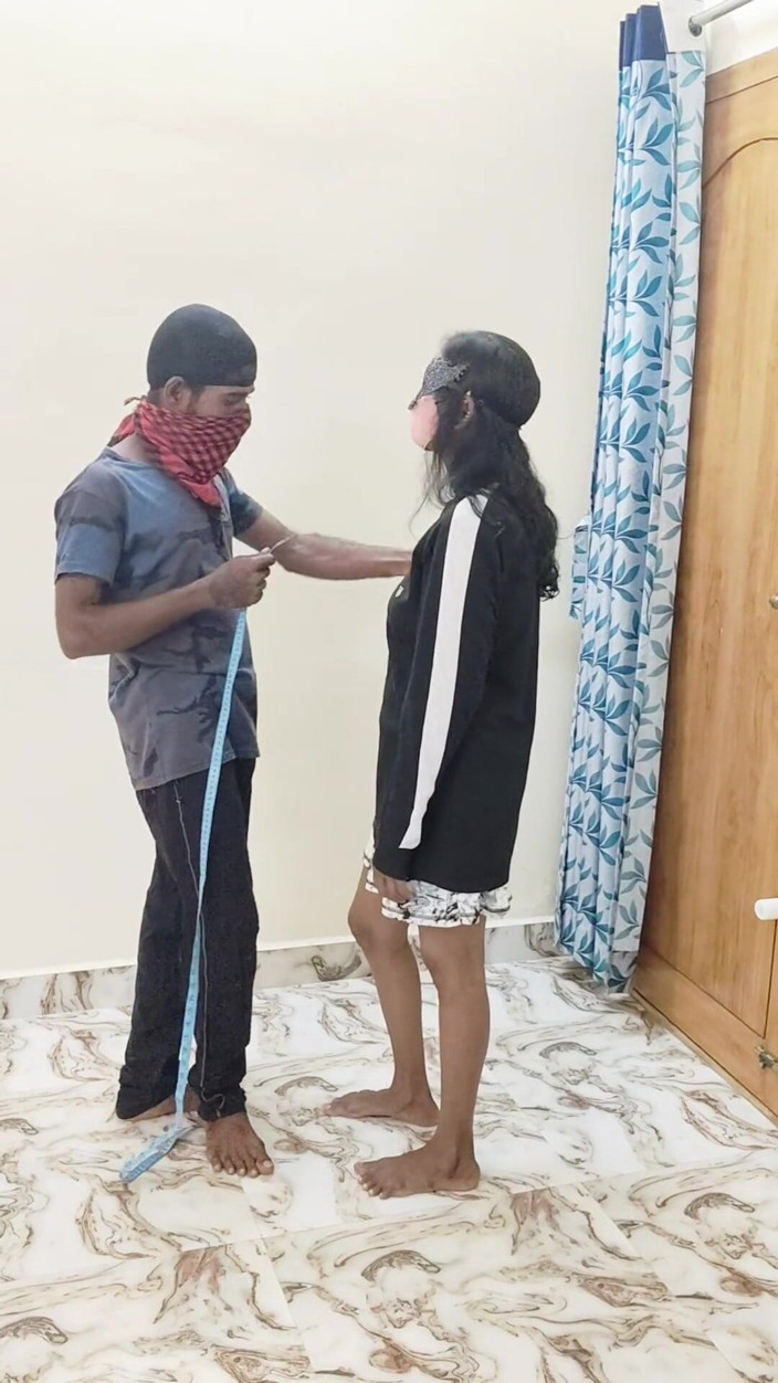 Thesana: darji ankal javaan larki ko chodte hain
