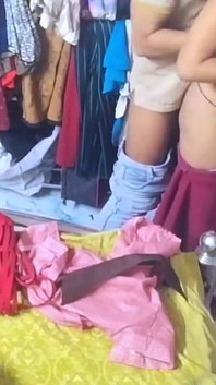 Indian Village Girlfriend Ko Dost Ke Ghar Le Jake Desi Banda Ne Mast Chudai Kiya