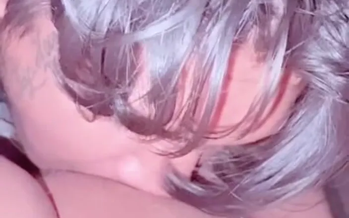 Beemines: Pussy Taste so Good