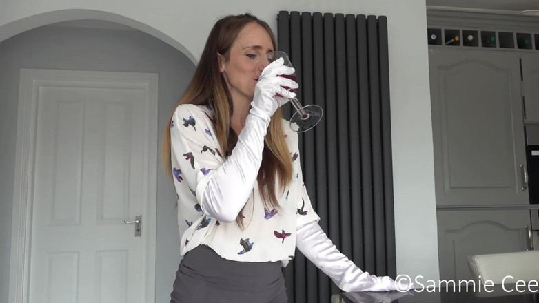 Sammie Cee: Aféra s rukavicí spolupracovnicemi