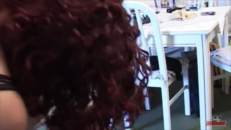 Vere Casalinghe Italia.: Küken mit dickem arsch in doppelpenetration gefickt