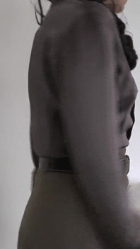 令人兴奋的腰带与亚麻裙，第2部分，Lady Victoria Valente