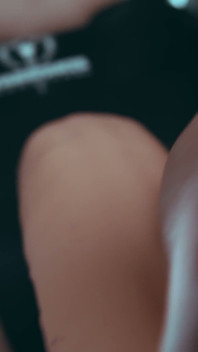 ควยสาวดุ้น