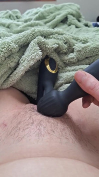 MILF Orgasms Sextoy Clit on Fire