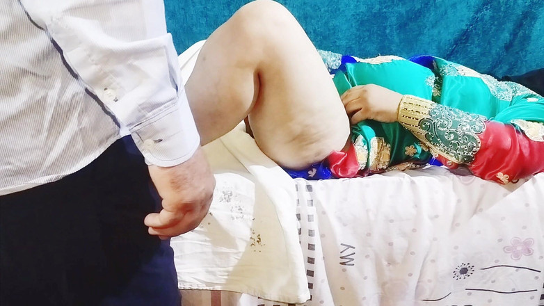 Ahmed and Samah: Fute asistenta de la doctor.