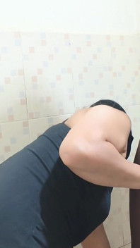 Pinki Roxxxk #9 Bathroom Show Sexy Ass