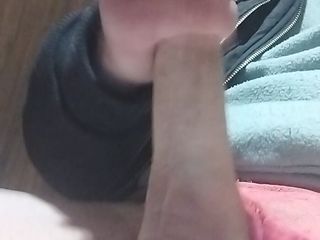 Bj69lovah: Cewek seksi ini lagi asik masturbasi memeknya sampai mulus di...