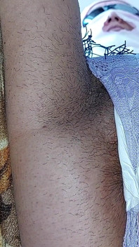 La mora sexy prova i collant