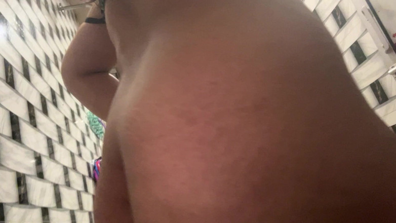 Sex bird: Hot Bhabhi Fucking Herself