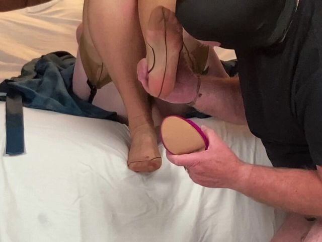 Mrs Mature Feet Allows Her Foot Boy Some Fun (Mrs mature feet)