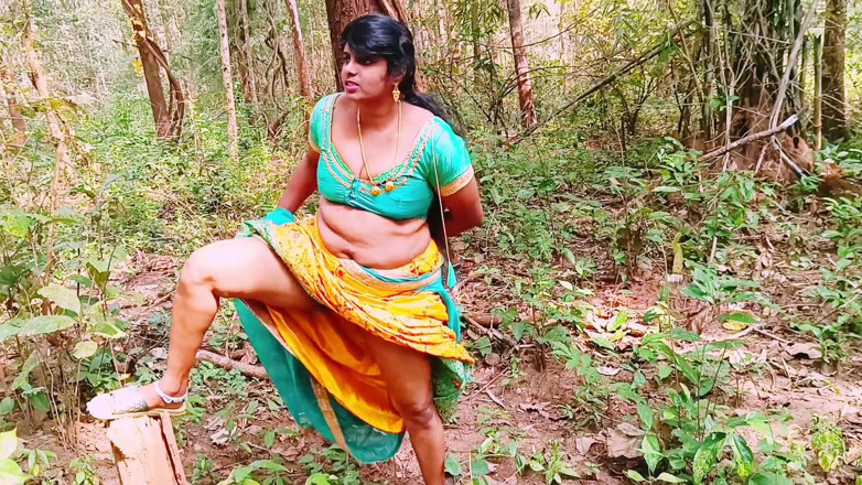 Telugu honey lips: Outdoor Jungle Sex. Desi Bhabi Fucking Husbend's Small Stepbrother Big...