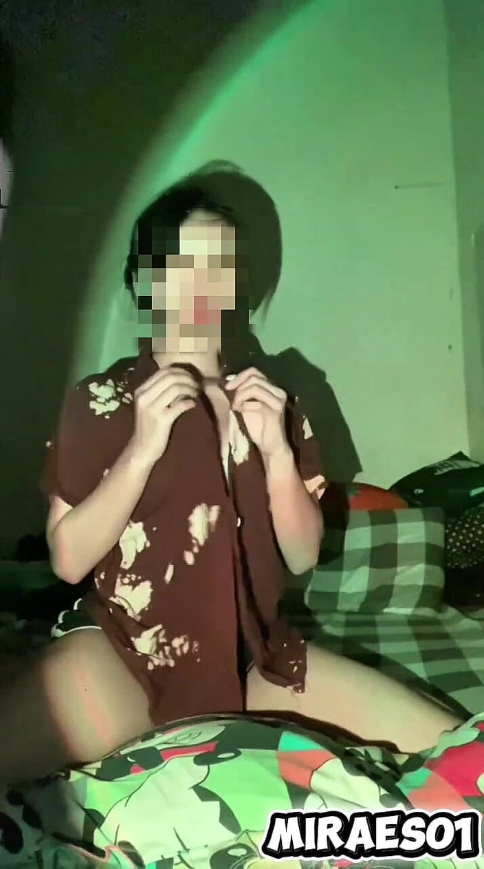 Mirise io: Terlalu terangsang!!!