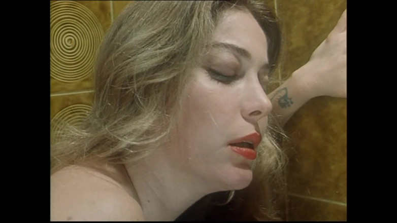 Rocco Siffredi and Friends: Mladá děvka s chlupatou kundičkou a Moana Pozzi ošukaná a...