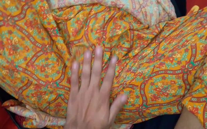QueenbeautyQB: I Fucked My Muslim Stepmom in My Room