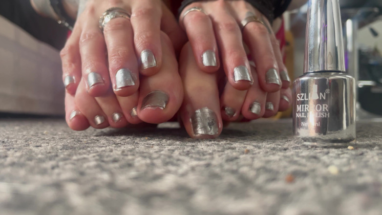 Glitterqueen1999: Malerei meiner langen Zehennägel, Silber und Fingernägel