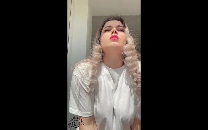 Your fantasy studio: Farting Face in White