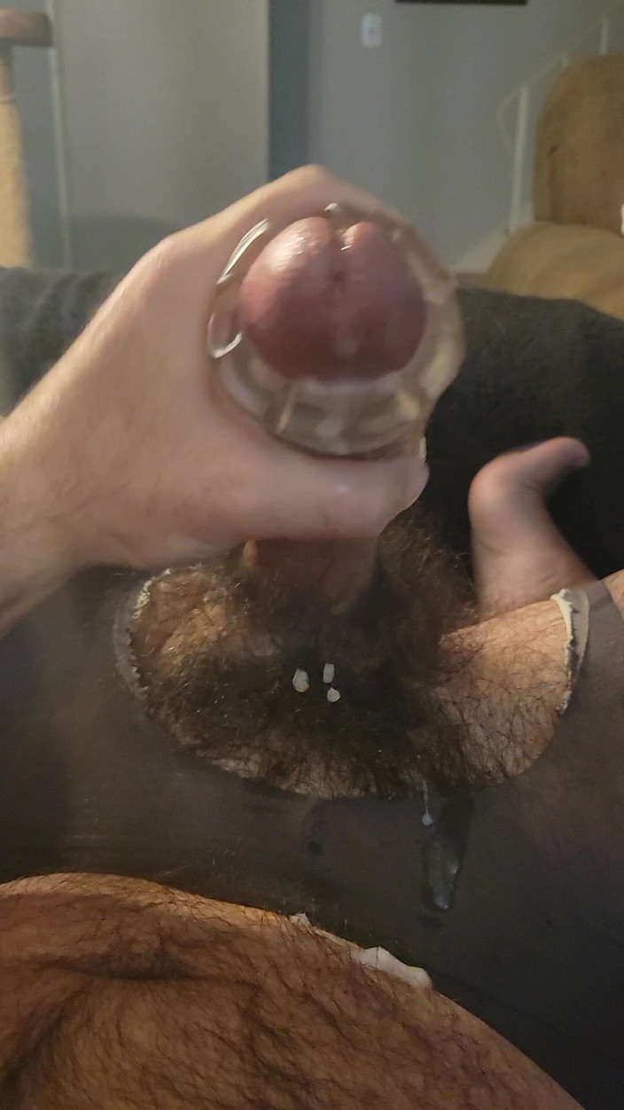 Feet Lover: Jacking off em New Nylons com Dick Toy