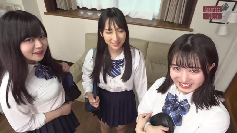 J Hentai Matings: Panty Flash Tease - I Couldn't Oppose, Creampied Her, and She...