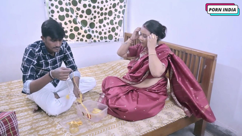 Porn India Studio: Desi indische bhabhi fickt fremden