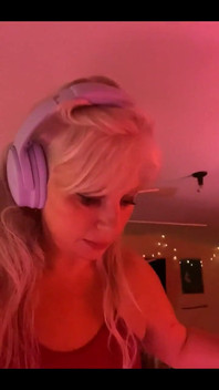 Ah Help - Stinkbug Pain in the Ass