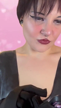 Miss Ruby bloßgestellt und versklavt: der Untergang der Sissy