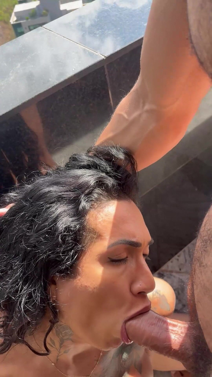 SX Producer: Pelanggan berbakat memutuskan untuk bertemu dengan pantat Nathalia Fontes