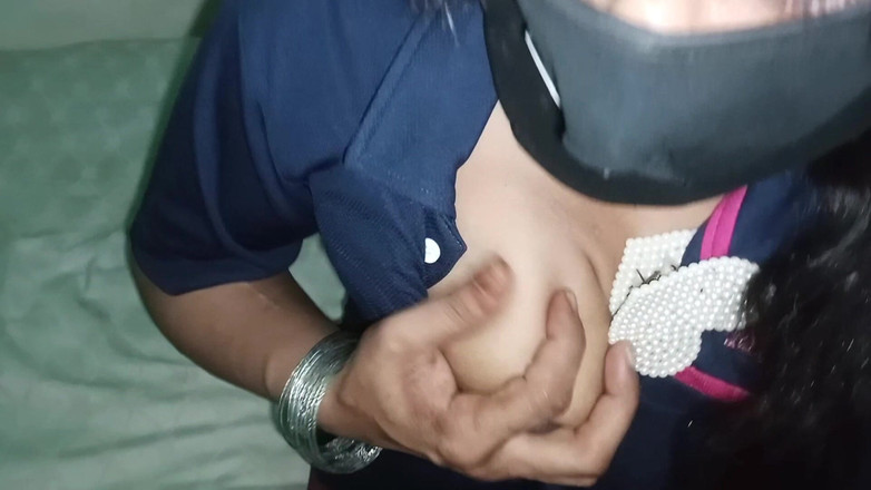 Netu: ホットなセクシーなインドの女の子とのアナルセックス