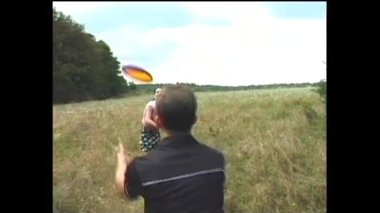 Out Sexxx: Come Cagne in Calore - szene 4