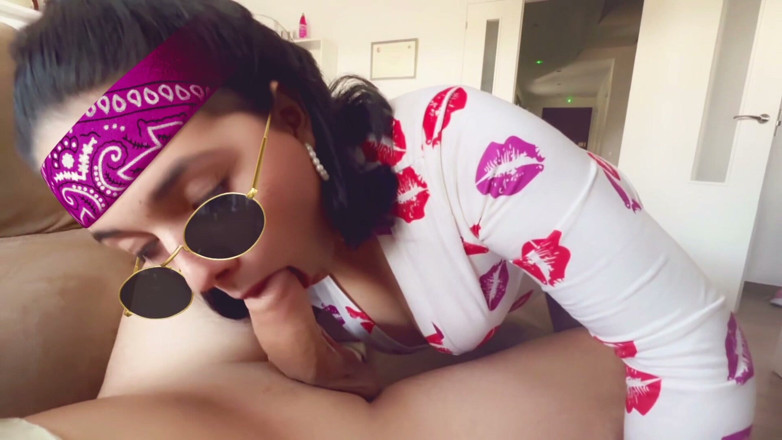 Sashasweet: Ninja Girl Sucking Cock