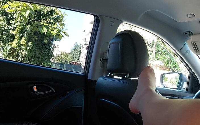 Step Mommy: Мій пасинок облизує мою пизду в машині, поки ми чекаємо, поки його тато прийде. Xstepmommyx
