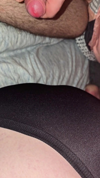 새엄마와 함께하는 위험한 언더커버 재미 | 발정나서 따먹을 수 있을까?